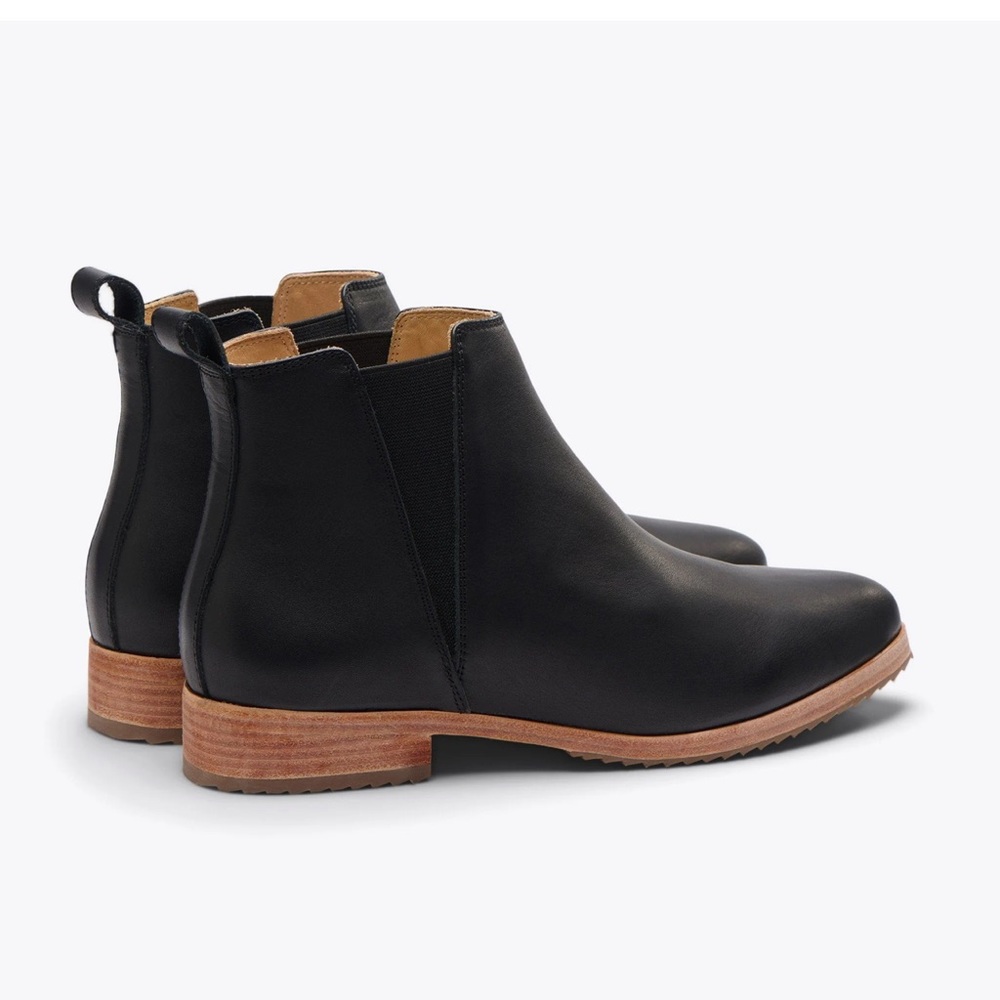 NWOB Nisolo Everyday Chelsea Boot 7.5
